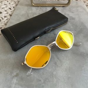 Quay x Kylie Jenner Purple Honey Sunnies in Gold